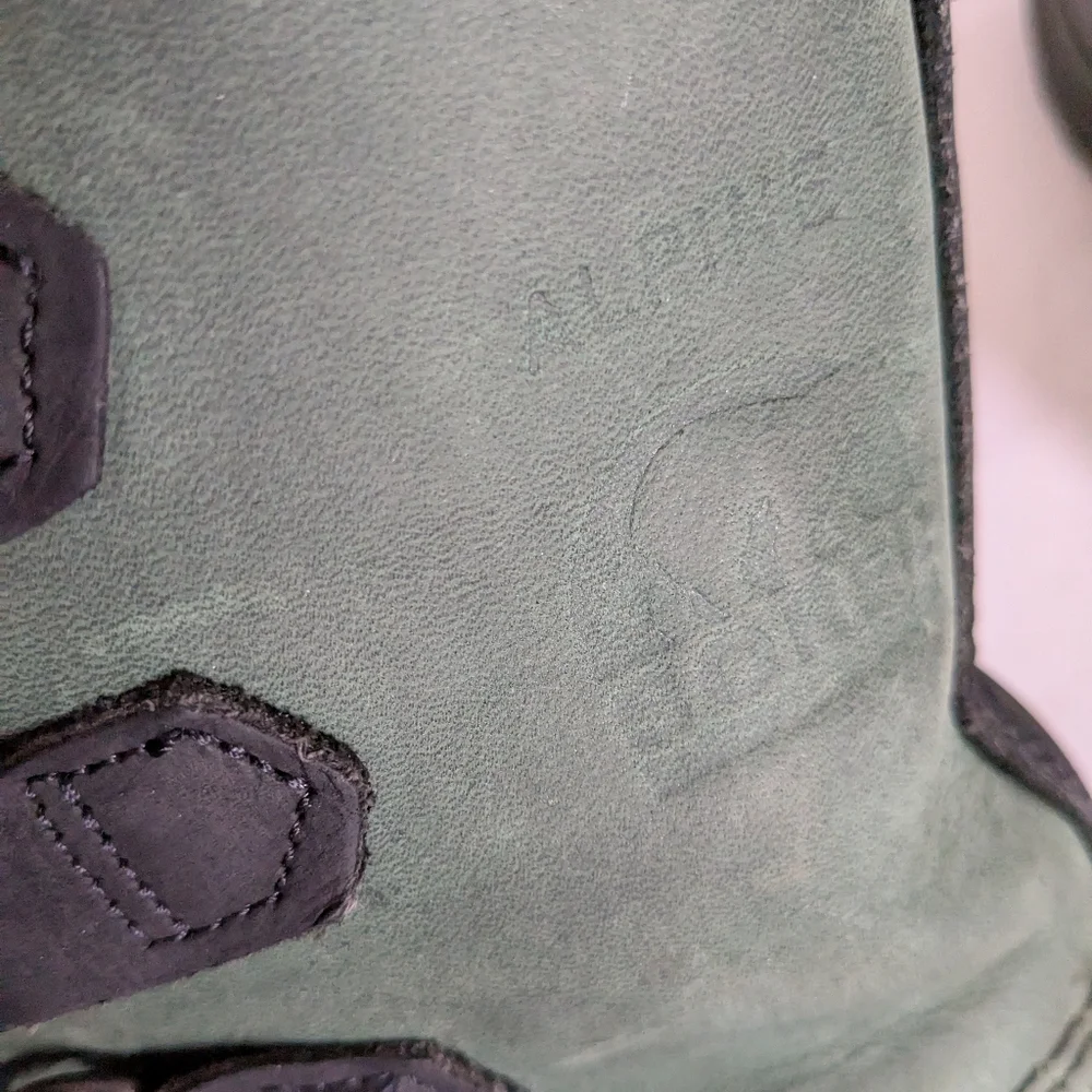 Sorel fleece lined